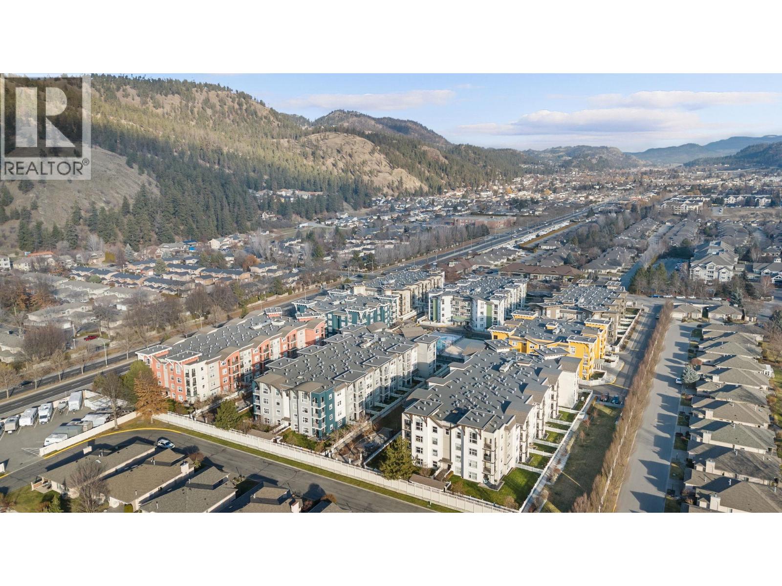 204 567 Yates Road, Kelowna