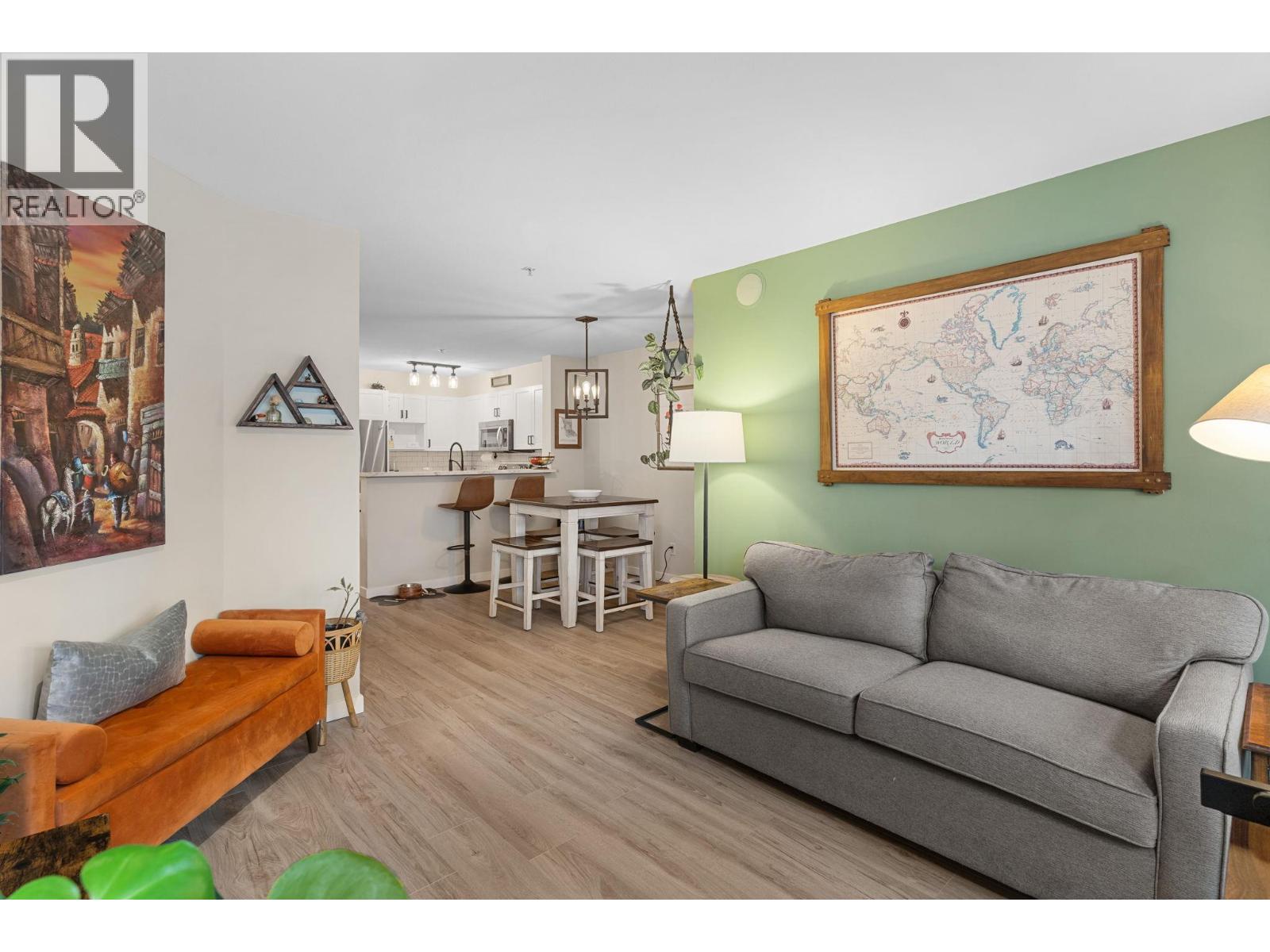 204 567 Yates Road, Kelowna