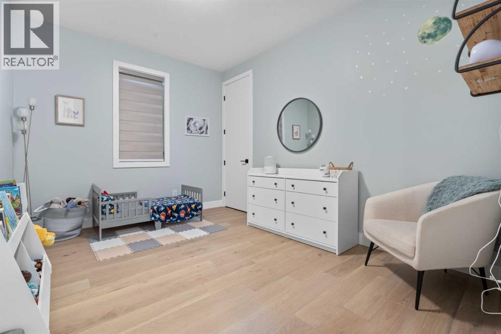 Single Family House for Sale in   Avenue SW Altadore Calgary 