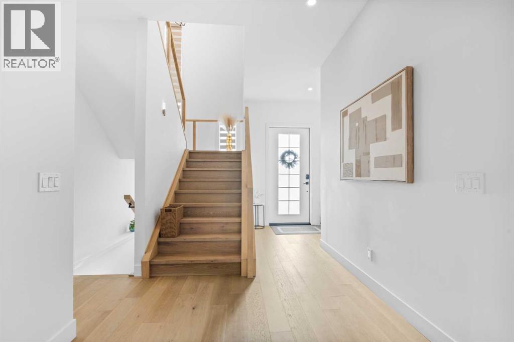 Single Family House for Sale in   Avenue SW Altadore Calgary 