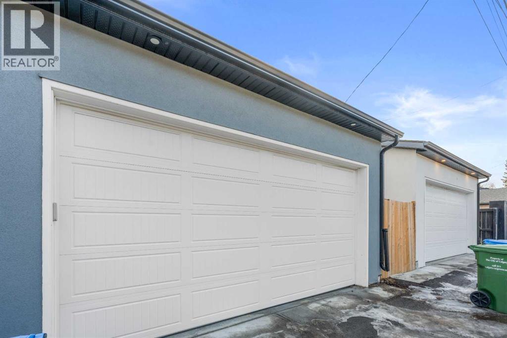 Single Family House for Sale in   Avenue SW Altadore Calgary 