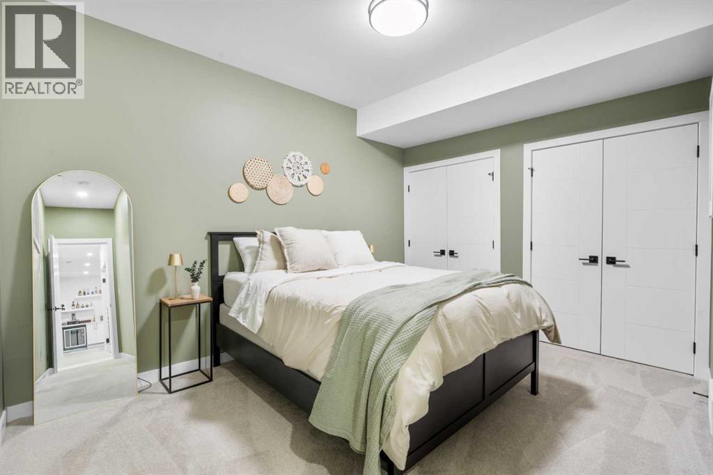 Single Family House for Sale in   Avenue SW Altadore Calgary 