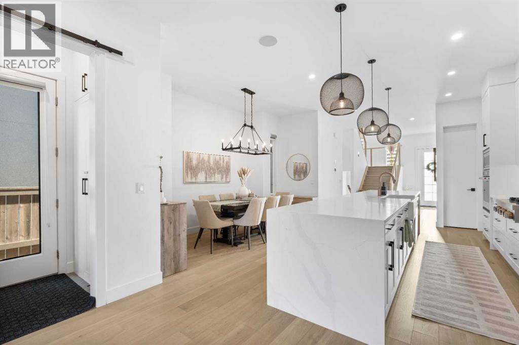 Single Family House for Sale in   Avenue SW Altadore Calgary 