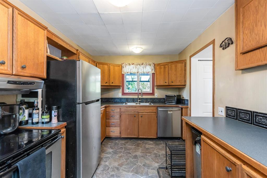 33581 DEWDNEY TRUNK ROAD, Mission