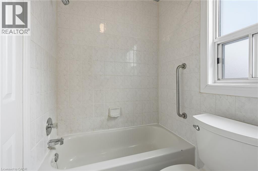 #10 97 CONNAUGHT Avenue S - 20