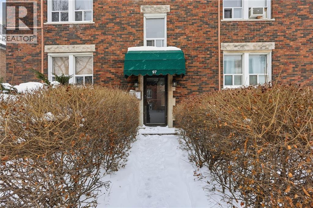 #10 97 CONNAUGHT Avenue S - 3