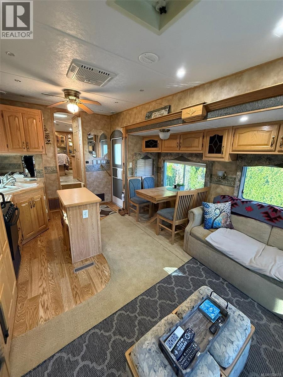 44 6050 island Hwy, Qualicum Beach