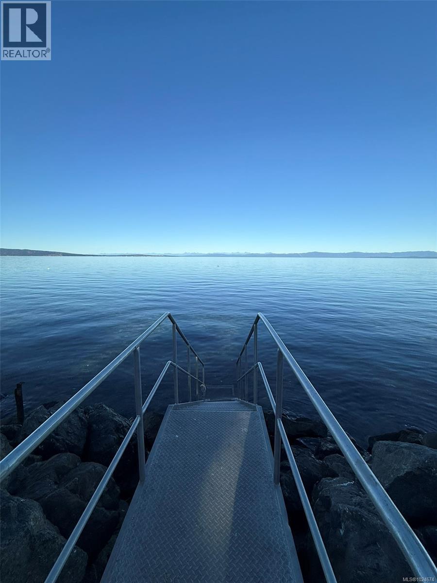 44 6050 island Hwy, Qualicum Beach