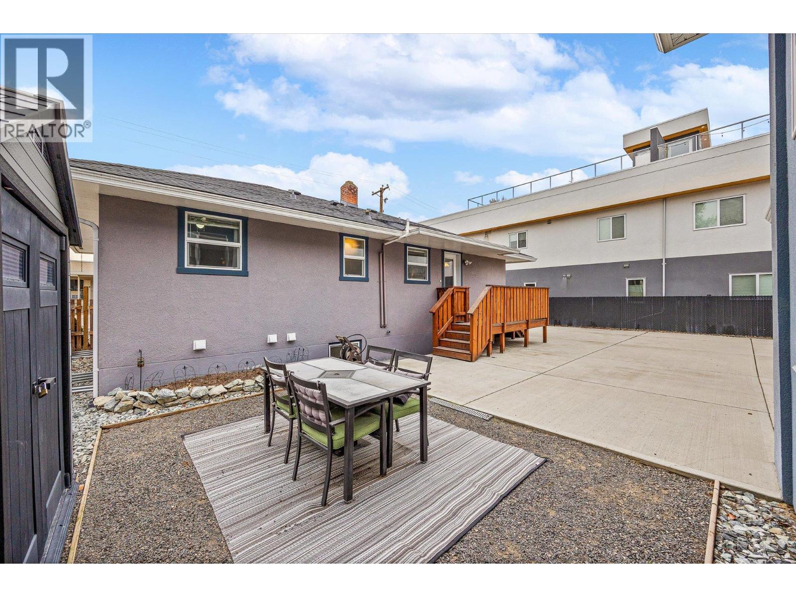  932-930 Lawson Avenue, Kelowna