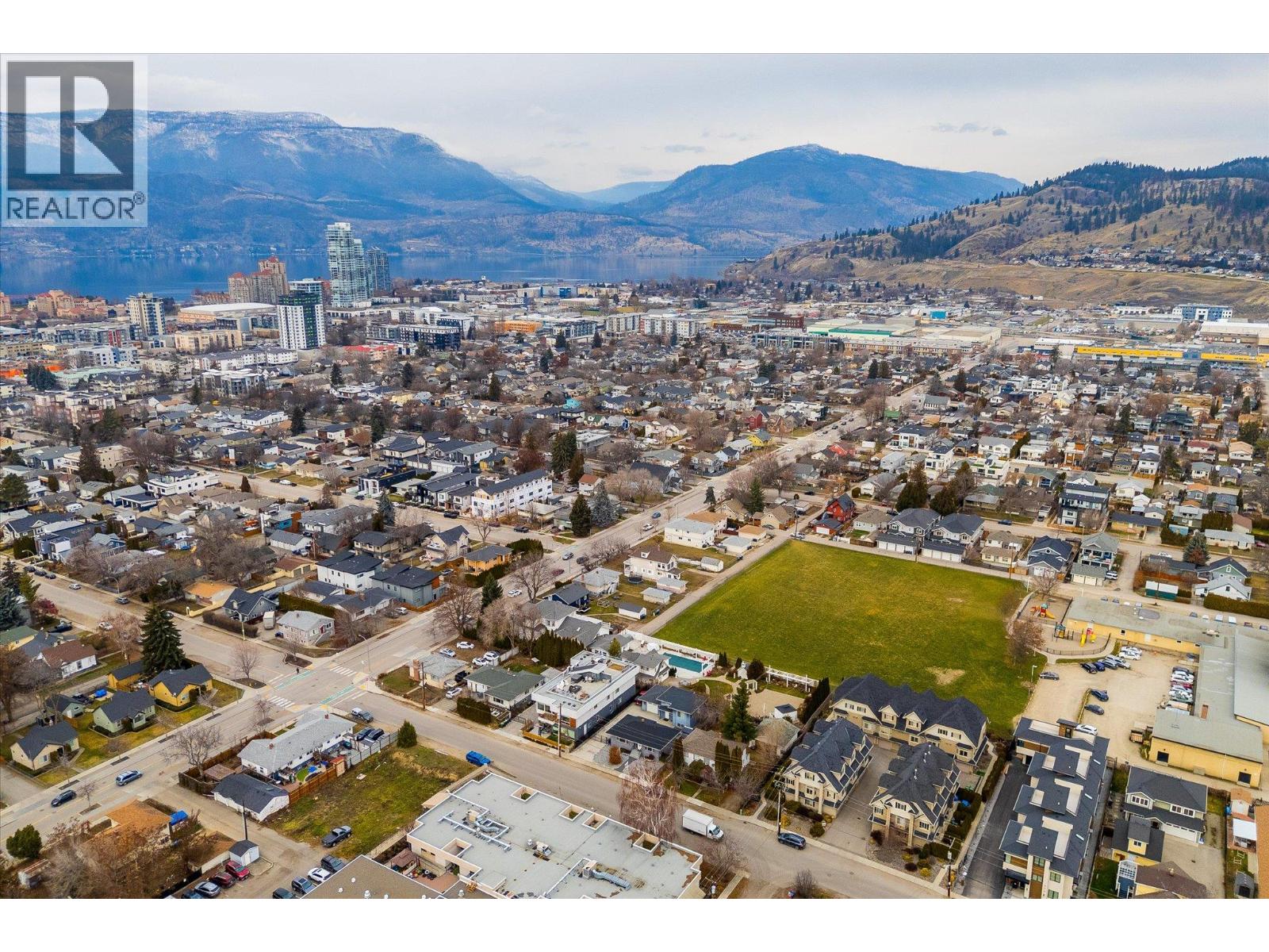  932-930 Lawson Avenue, Kelowna