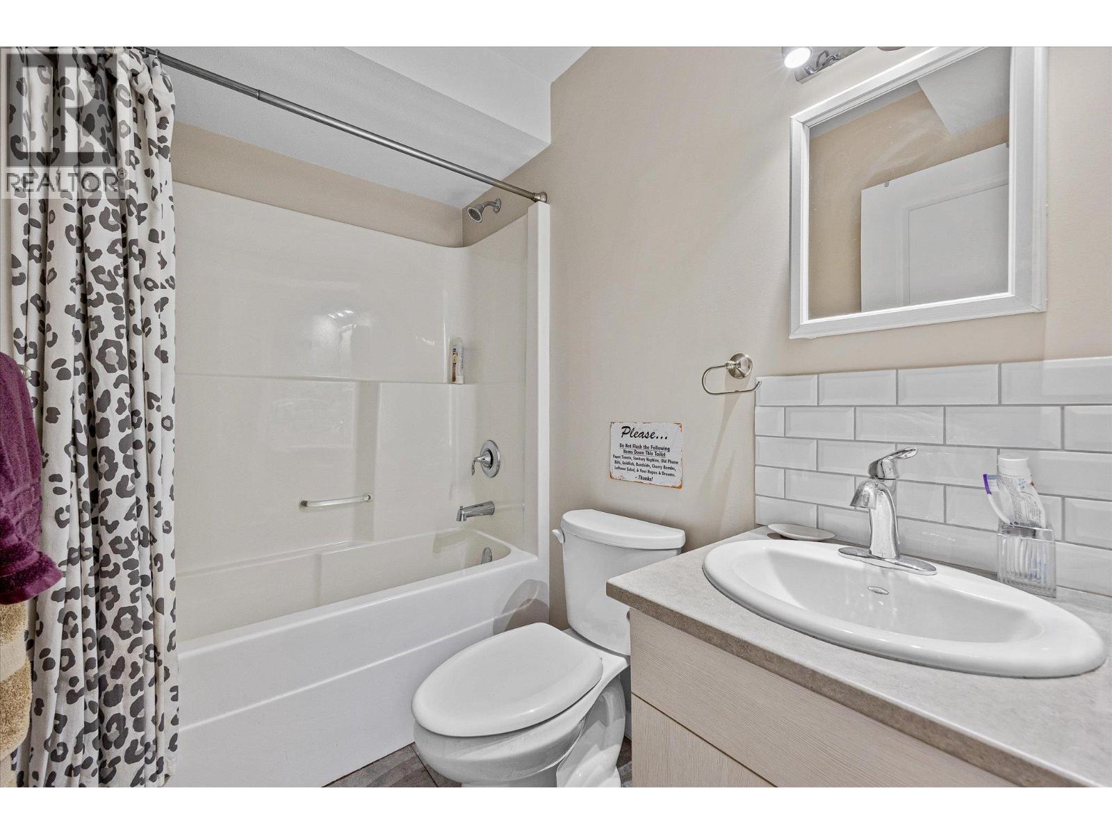  932-930 Lawson Avenue, Kelowna