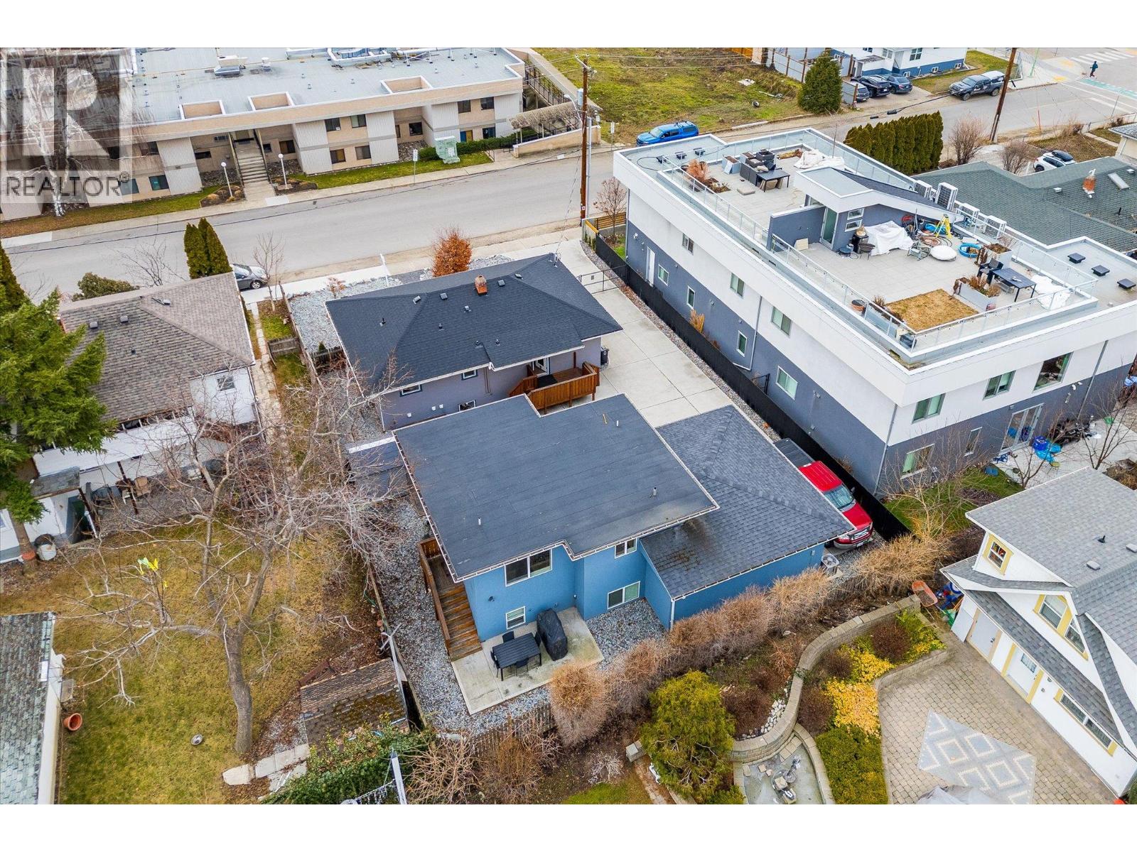  932-930 Lawson Avenue, Kelowna