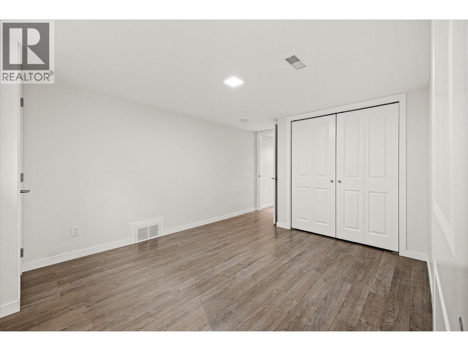  932-930 Lawson Avenue, Kelowna