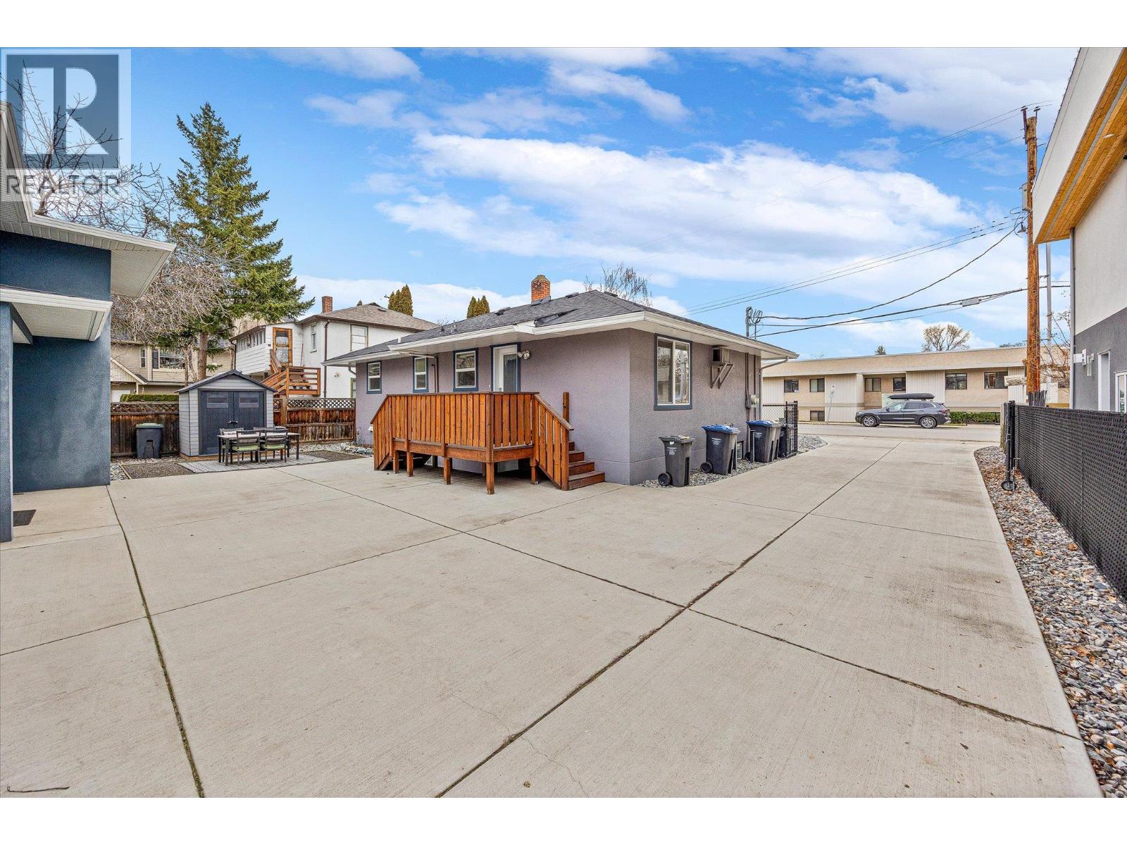  932-930 Lawson Avenue, Kelowna