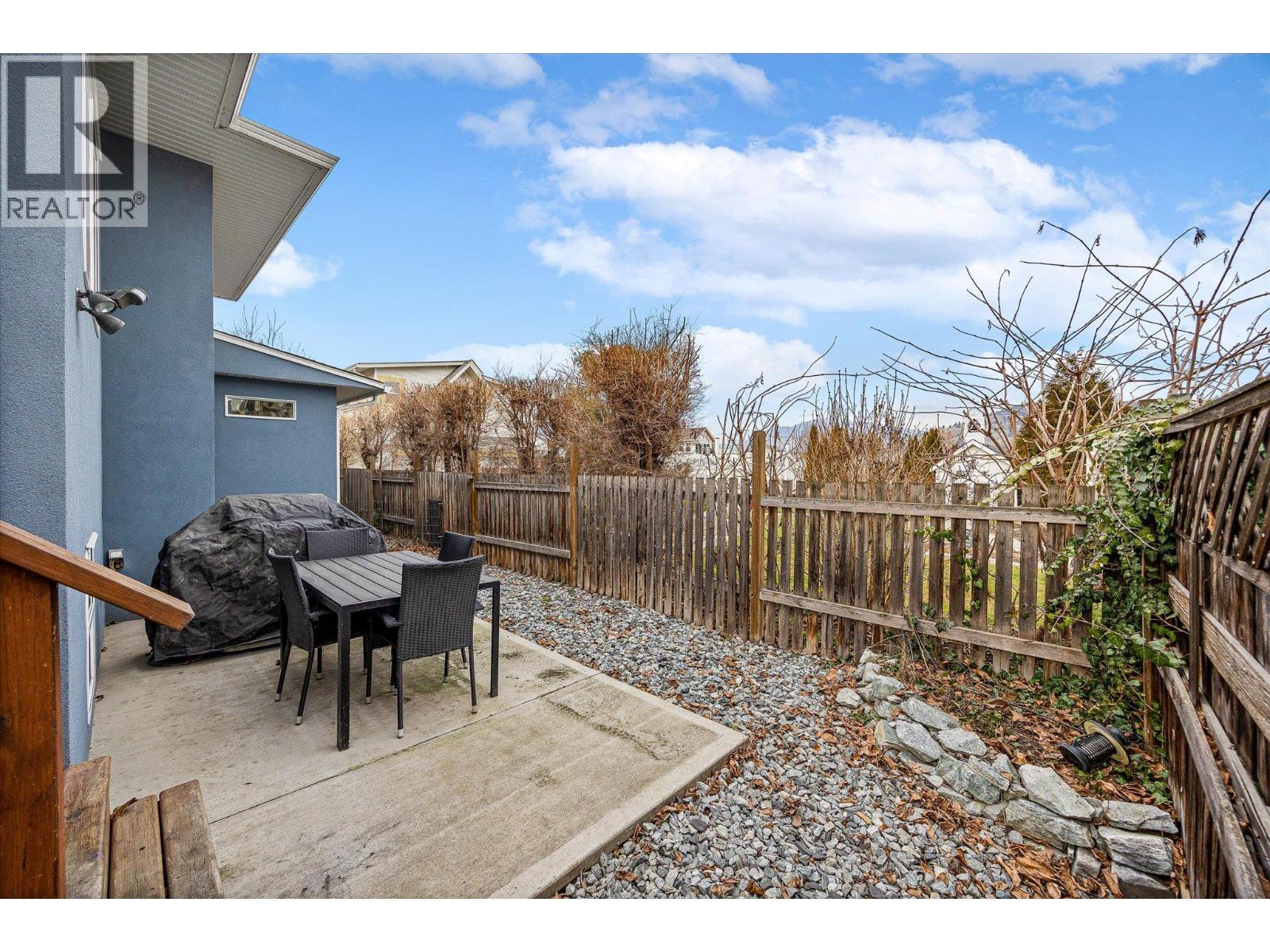  932-930 Lawson Avenue, Kelowna