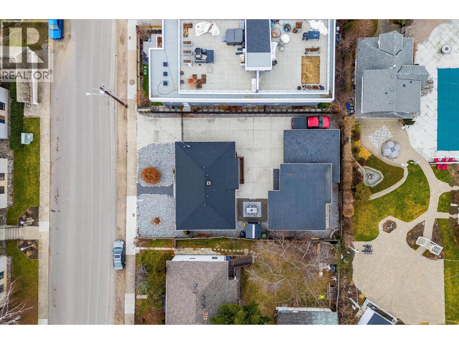  932-930 Lawson Avenue, Kelowna