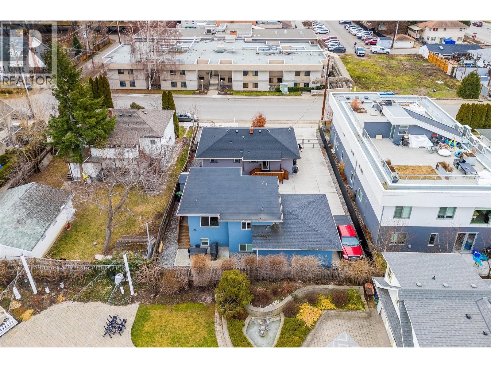  932-930 Lawson Avenue, Kelowna