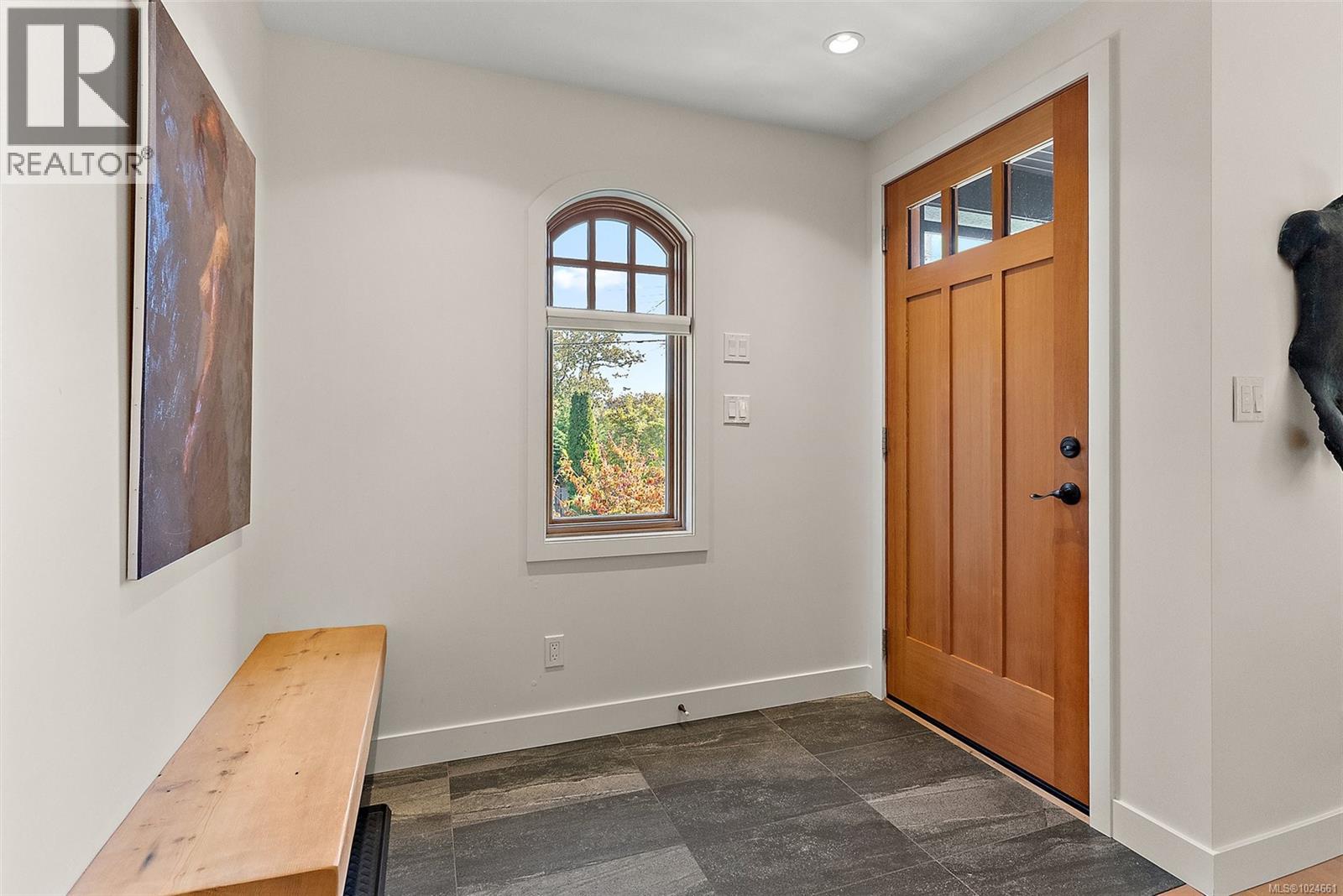  614 Monterey Avenue, Oak Bay