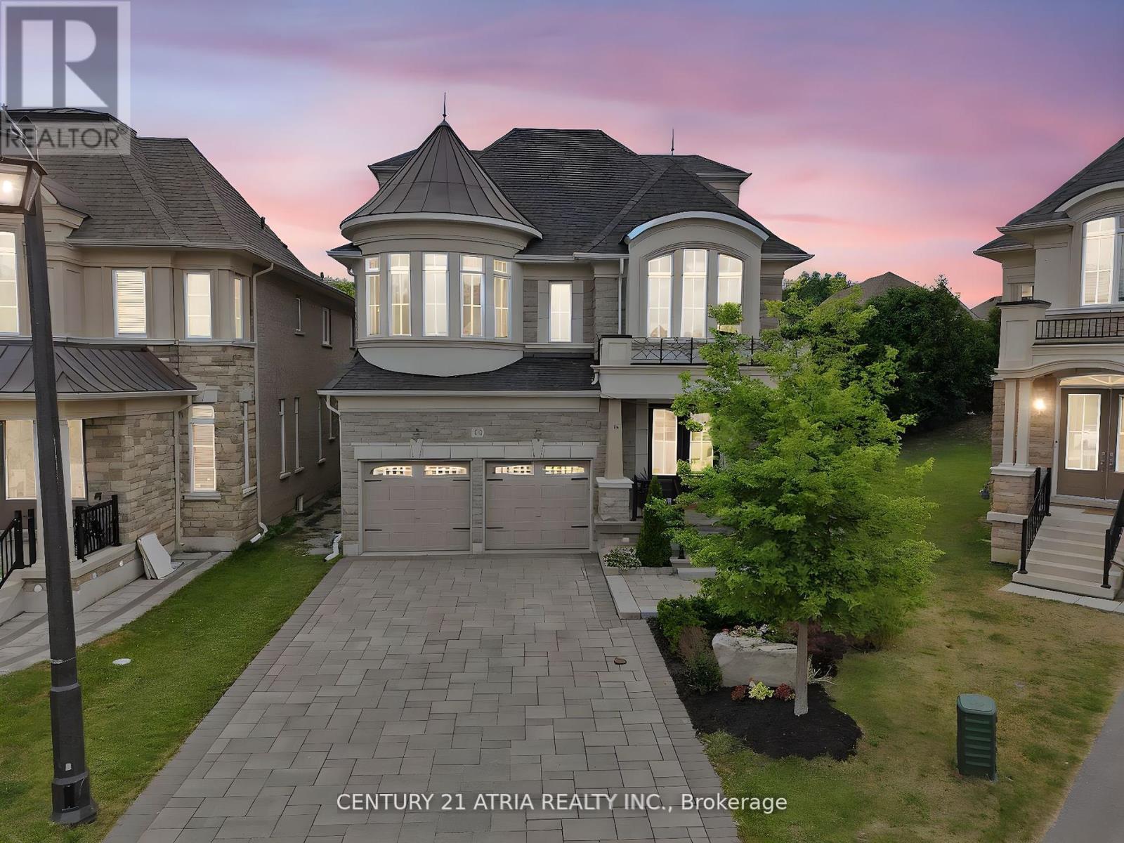 12 MACDONALD COURT - 1