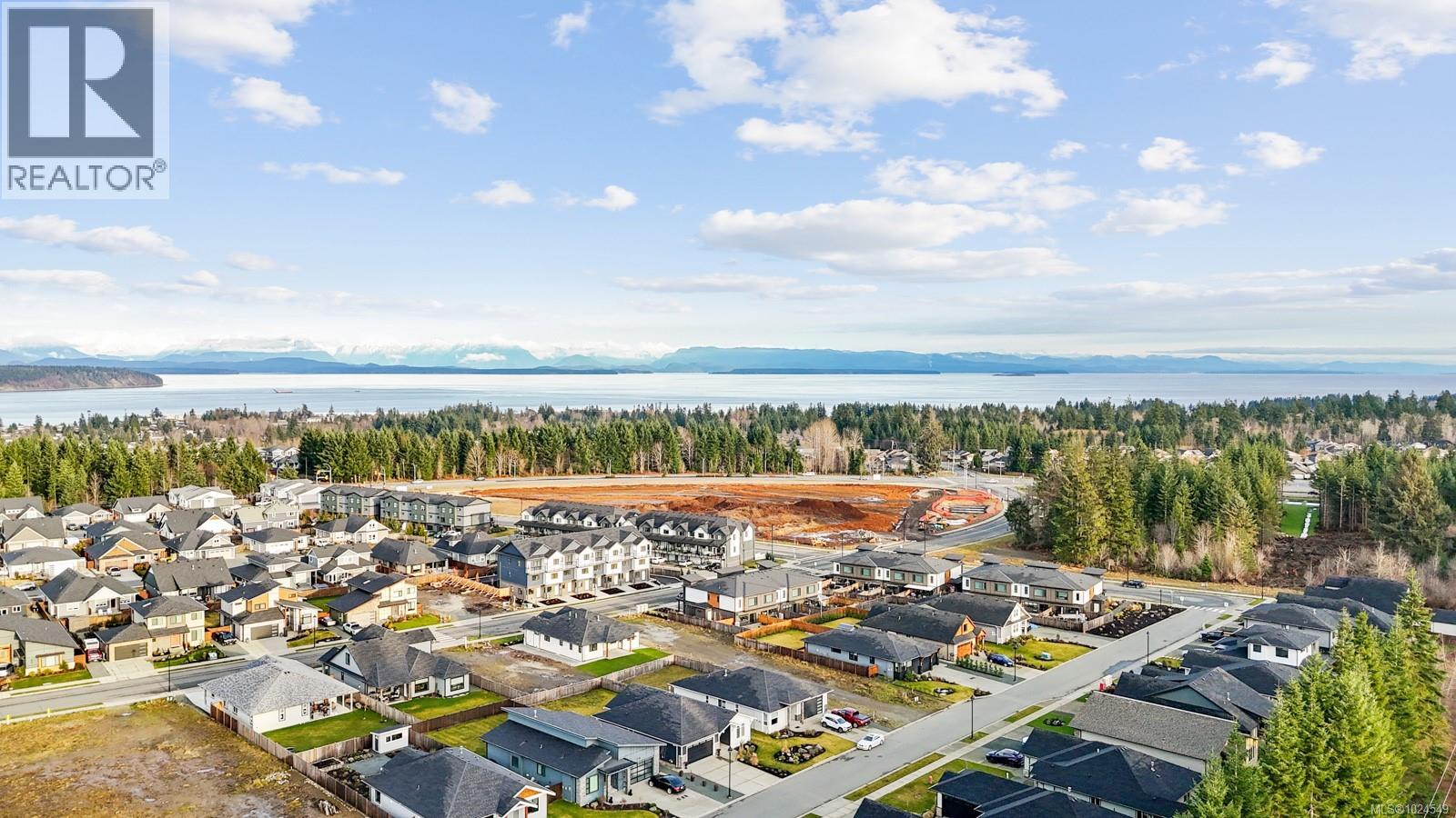738 Salmonberry St, Campbell River