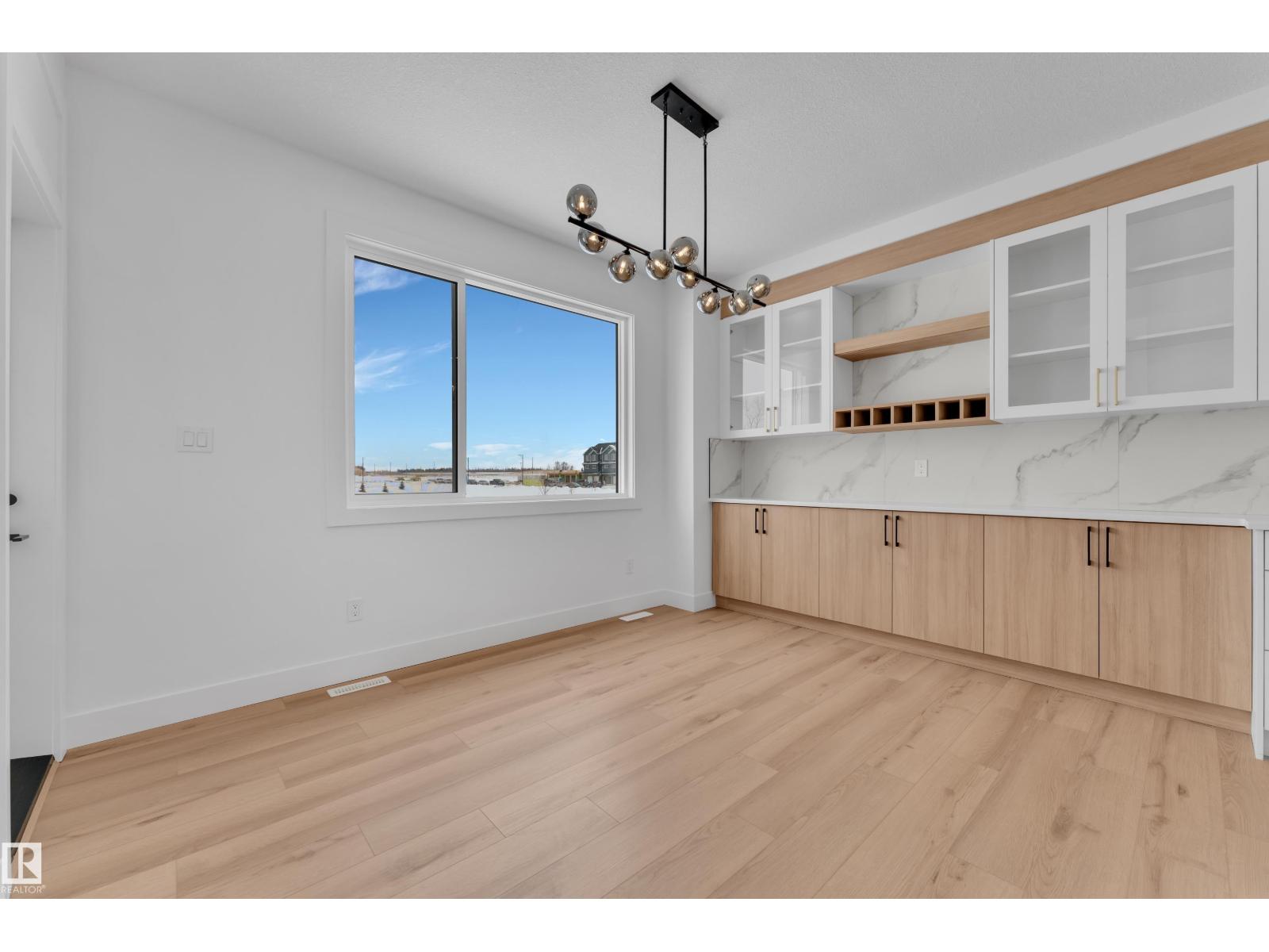 752 ASTORIA WY, Devon