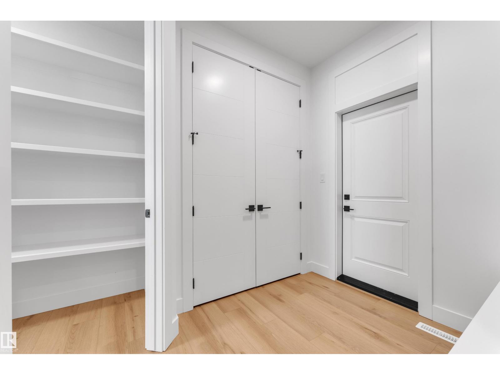 752 ASTORIA WY, Devon