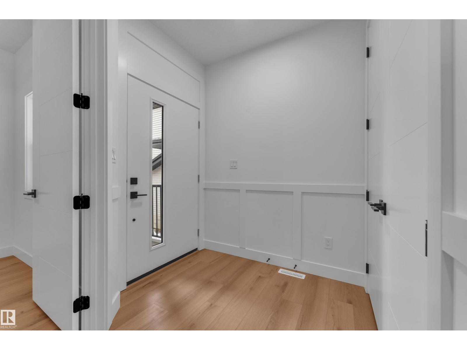 752 ASTORIA WY, Devon