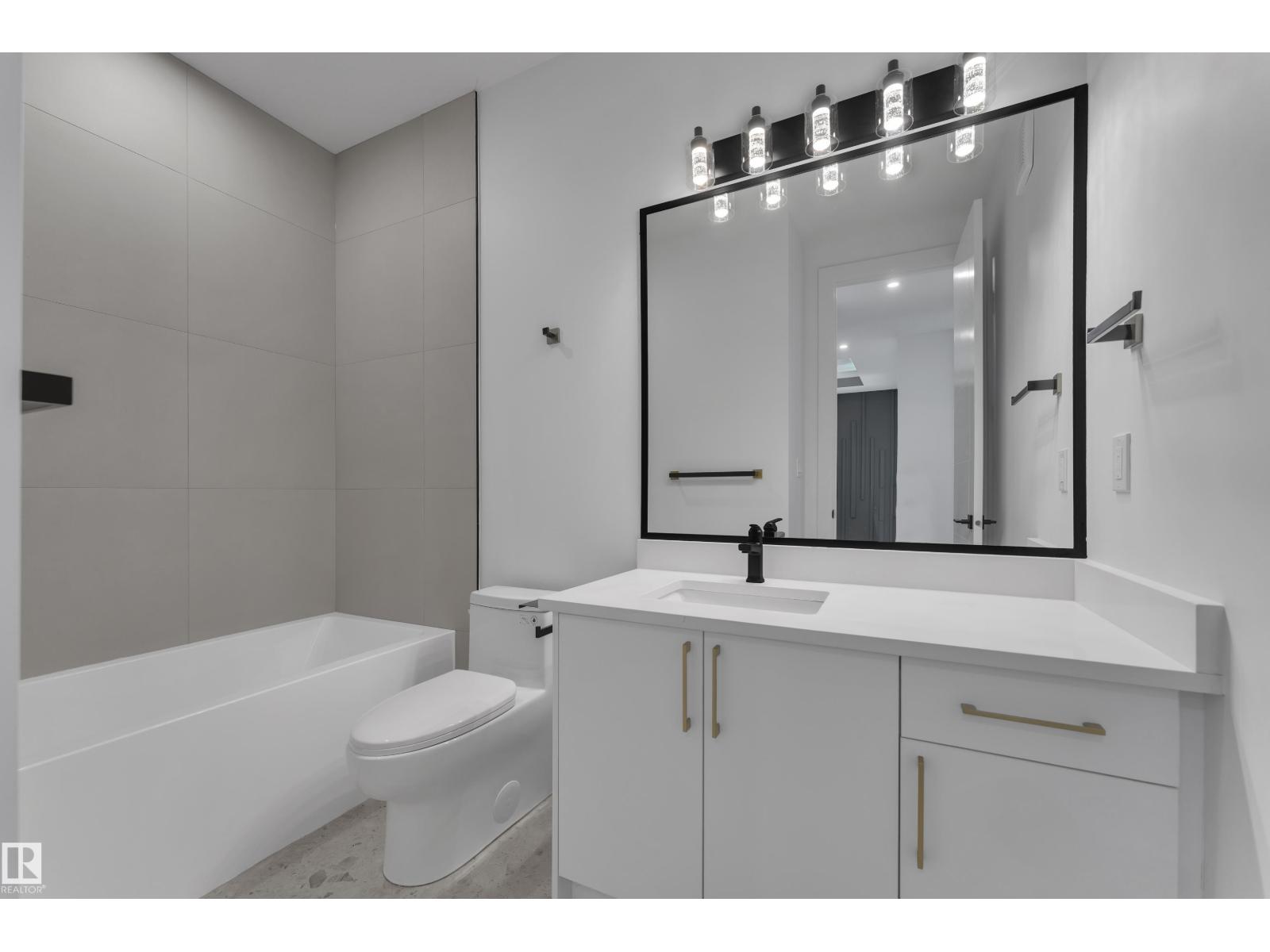 752 ASTORIA WY, Devon