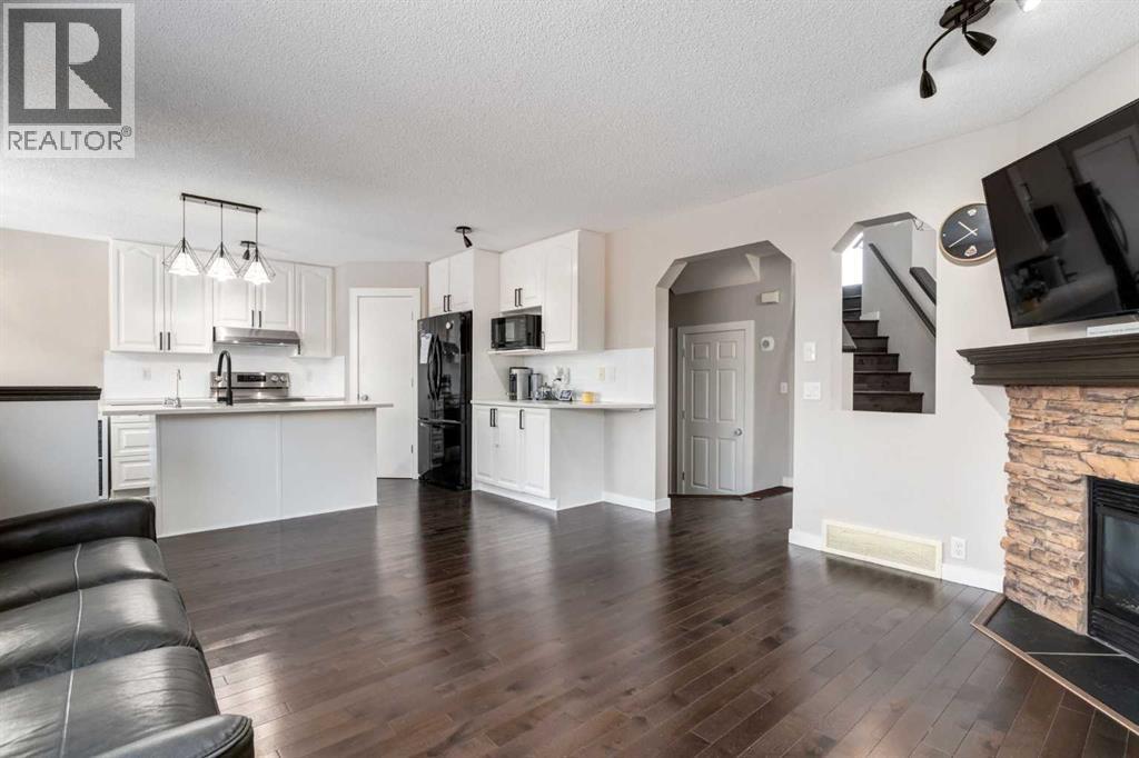 Single Family House for Sale in  Tuscany Drive NW Tuscany Calgary 