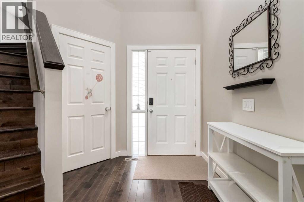 Single Family House for Sale in  Tuscany Drive NW Tuscany Calgary 