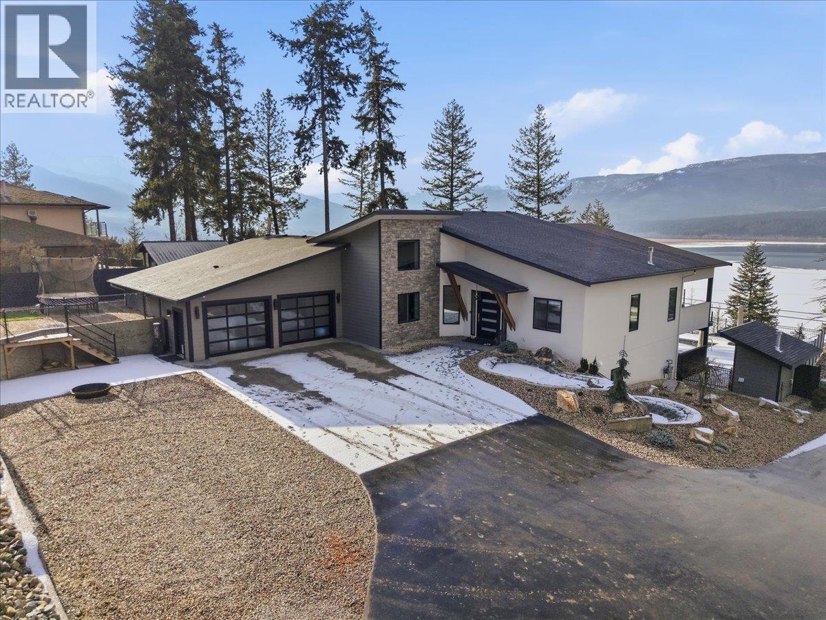 3410 Lakeshore Road NE, Salmon Arm