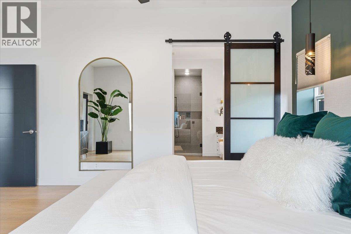 3410 Lakeshore Road NE, Salmon Arm