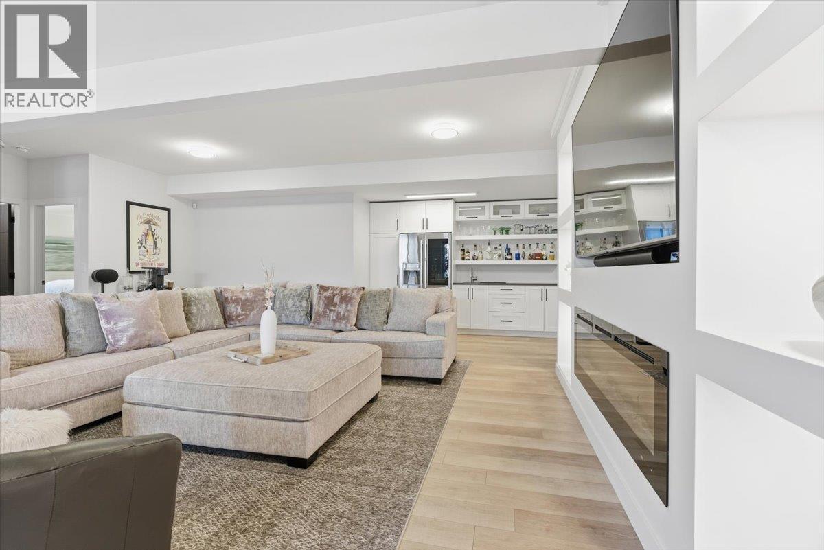 3410 Lakeshore Road NE, Salmon Arm