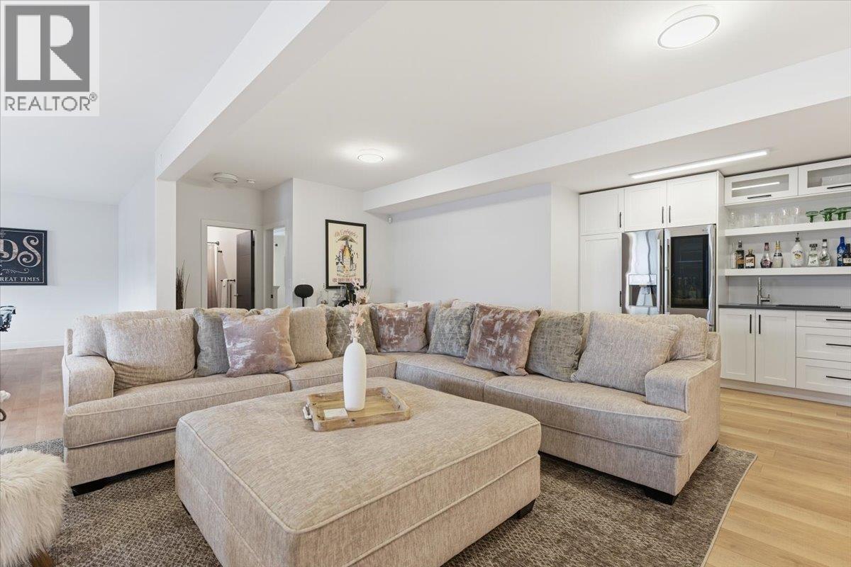 3410 Lakeshore Road NE, Salmon Arm