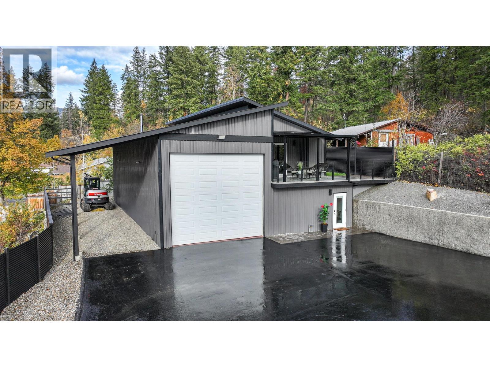 3410 Lakeshore Road NE, Salmon Arm
