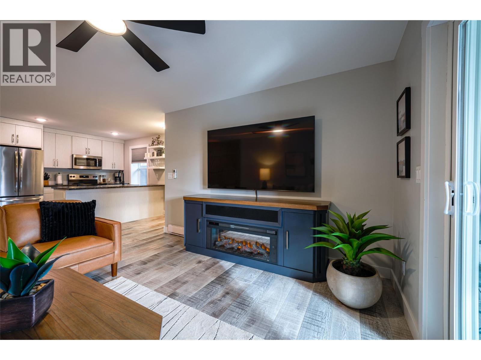 3410 Lakeshore Road NE, Salmon Arm