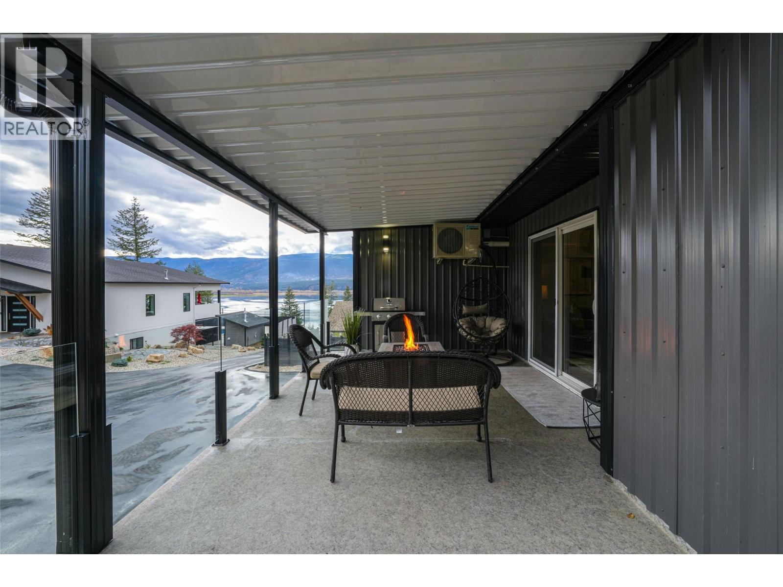 3410 Lakeshore Road NE, Salmon Arm