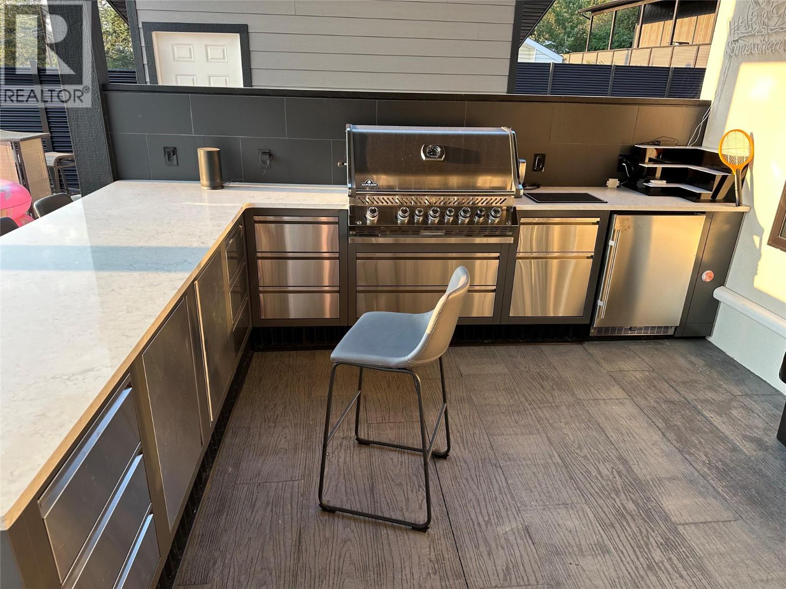 3410 Lakeshore Road NE, Salmon Arm