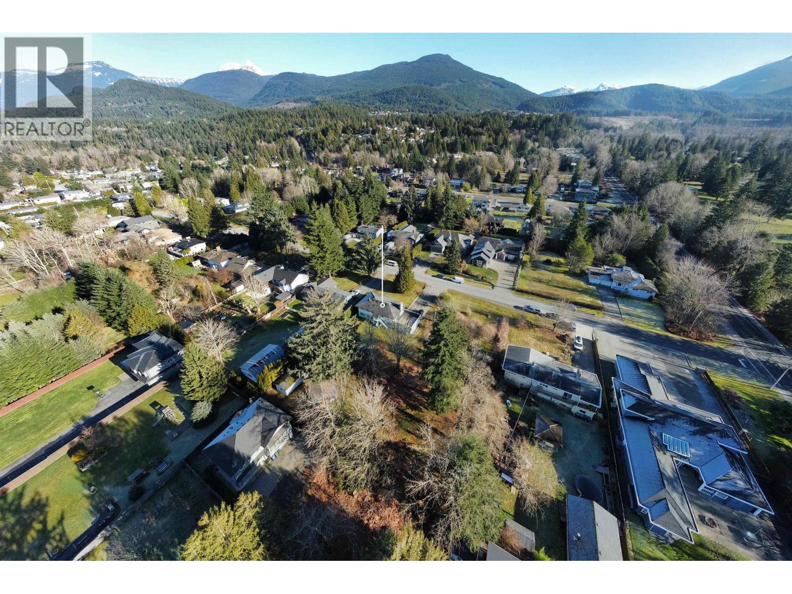 40127 KALODON ROAD, Squamish