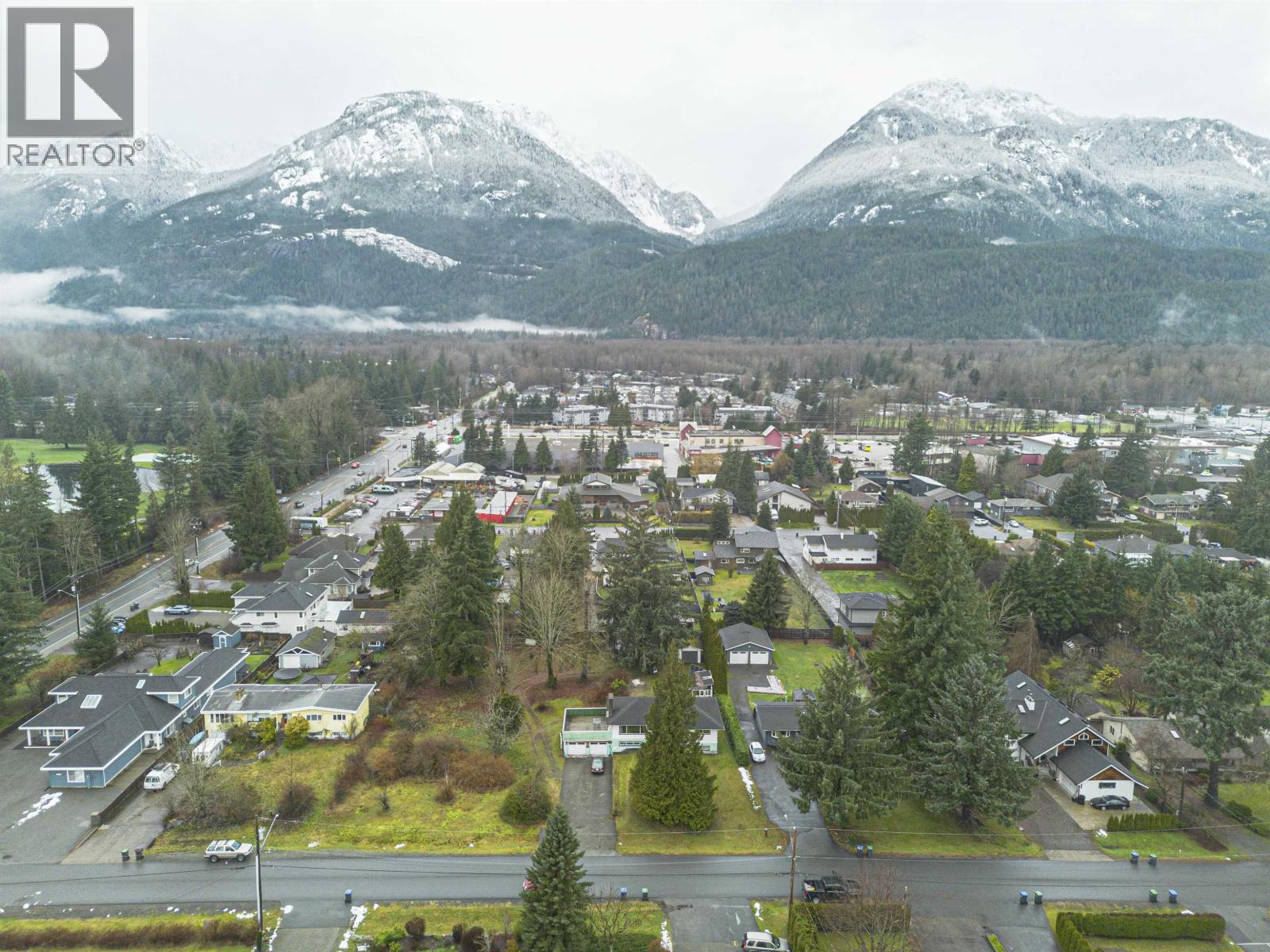 40127 KALODON ROAD, Squamish