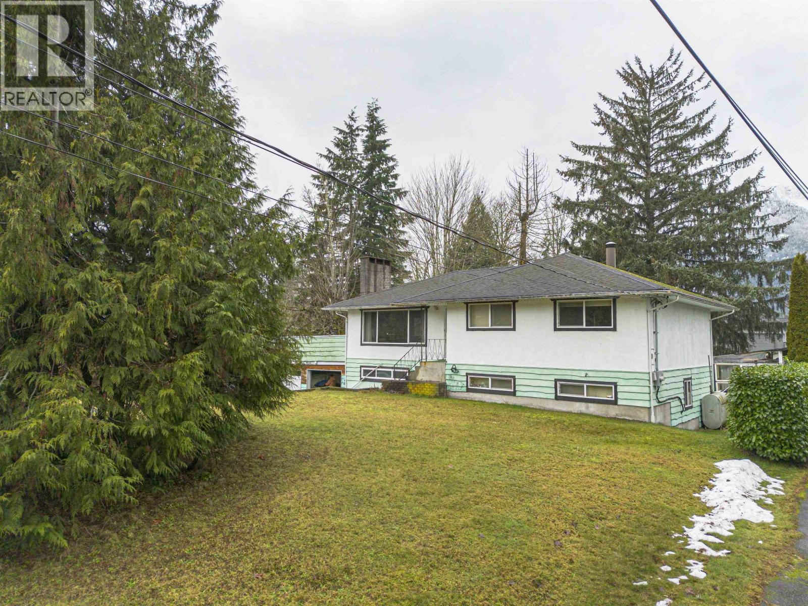 40127 KALODON ROAD, Squamish