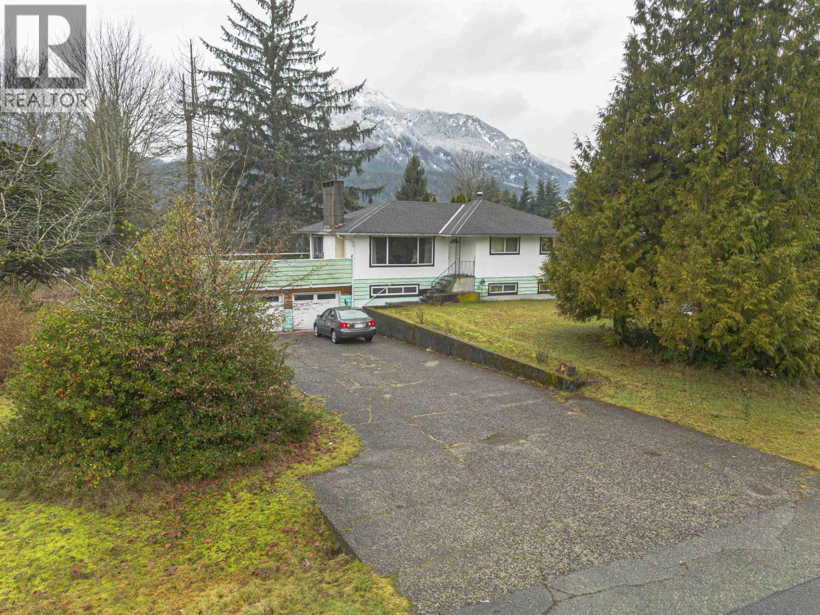 40127 KALODON ROAD, Squamish