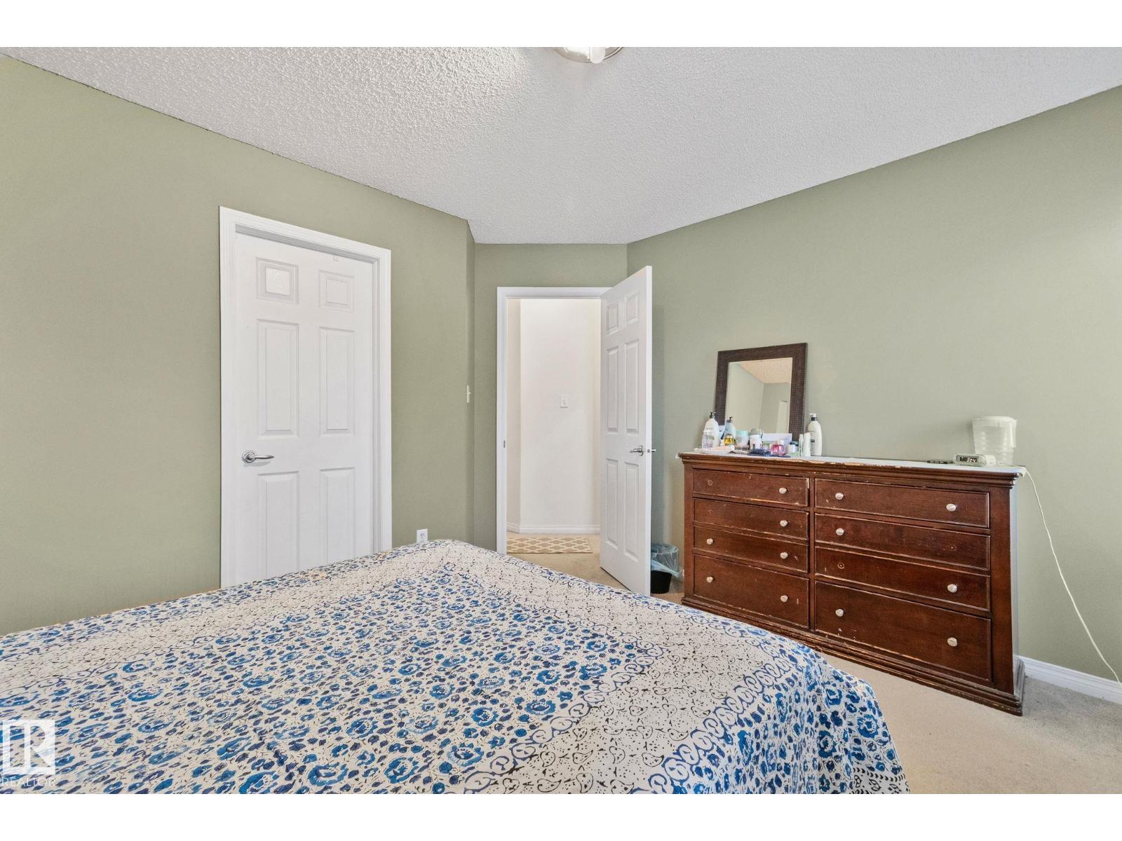 
          613 83 Street SW
            <br/>
            <span>Edmonton</span>
            , 
            <span>AB</span>
             <span>T6X1L6</span>
         - Photo 7