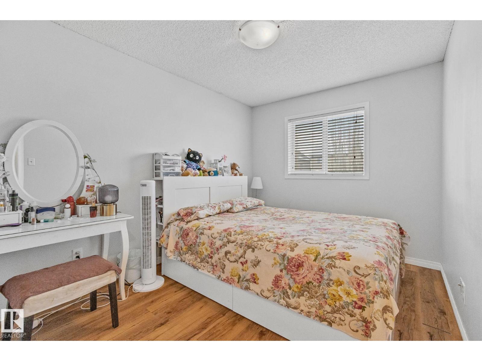 
          613 83 Street SW
            <br/>
            <span>Edmonton</span>
            , 
            <span>AB</span>
             <span>T6X1L6</span>
         - Photo 31