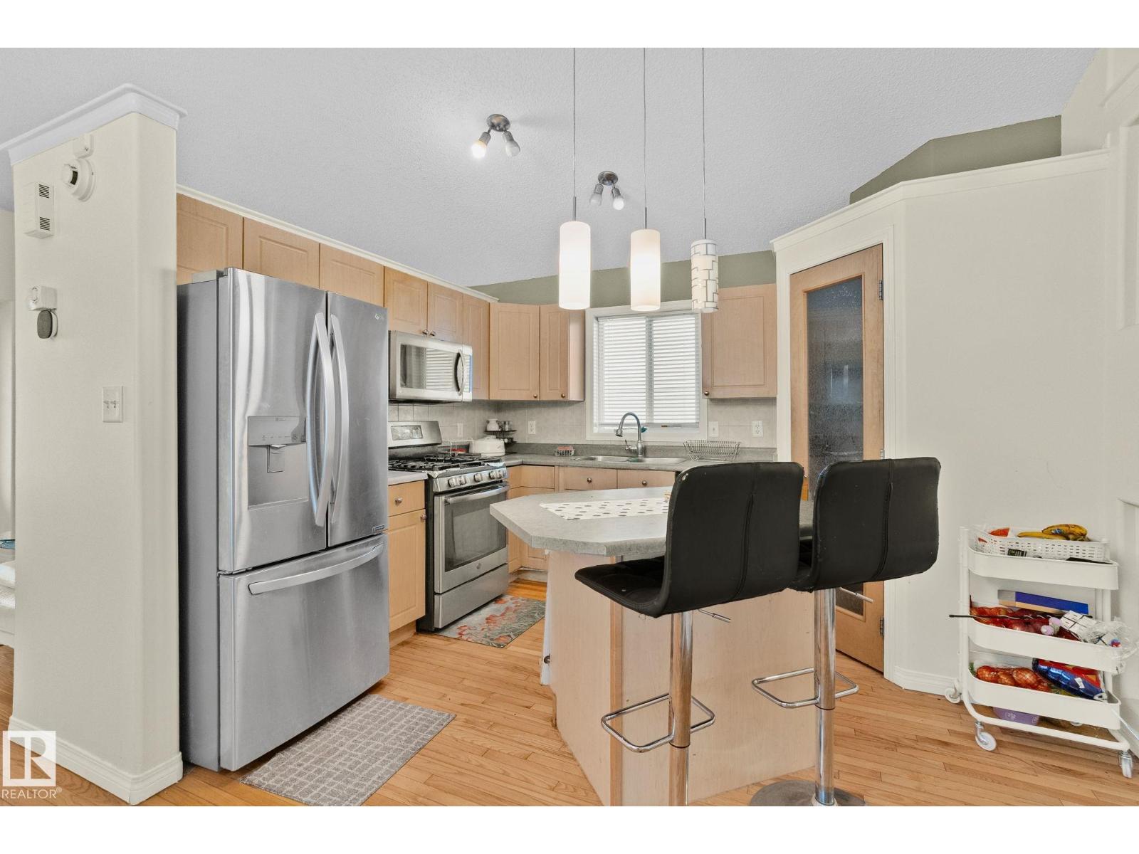 
          613 83 Street SW
            <br/>
            <span>Edmonton</span>
            , 
            <span>AB</span>
             <span>T6X1L6</span>
        