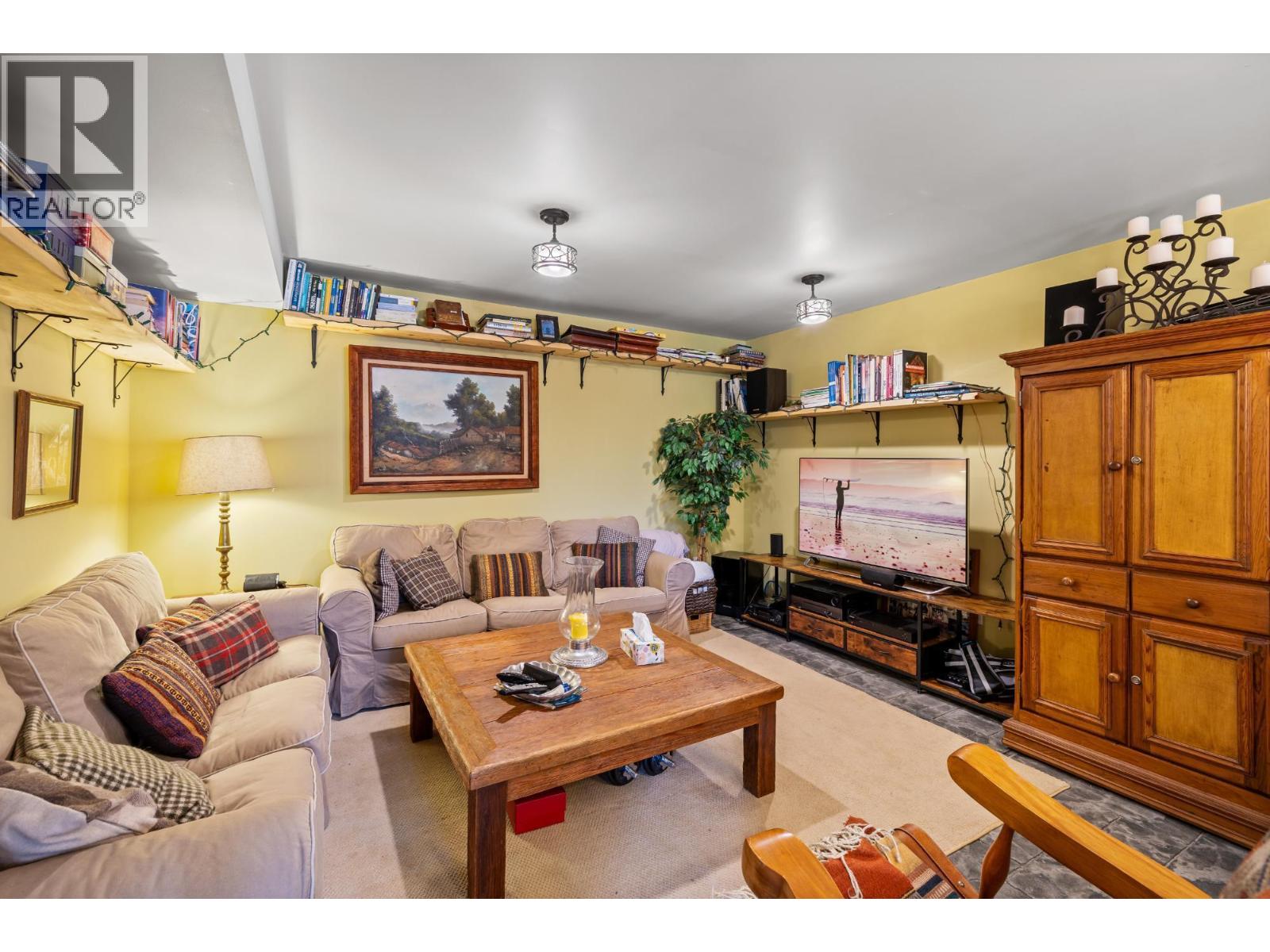 14296 MAIA Lane, Gray Creek