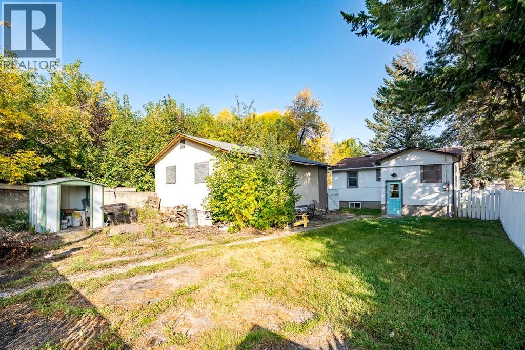 Single Family House Bungalow for Sale in   Avenue NW Bowness Calgary 