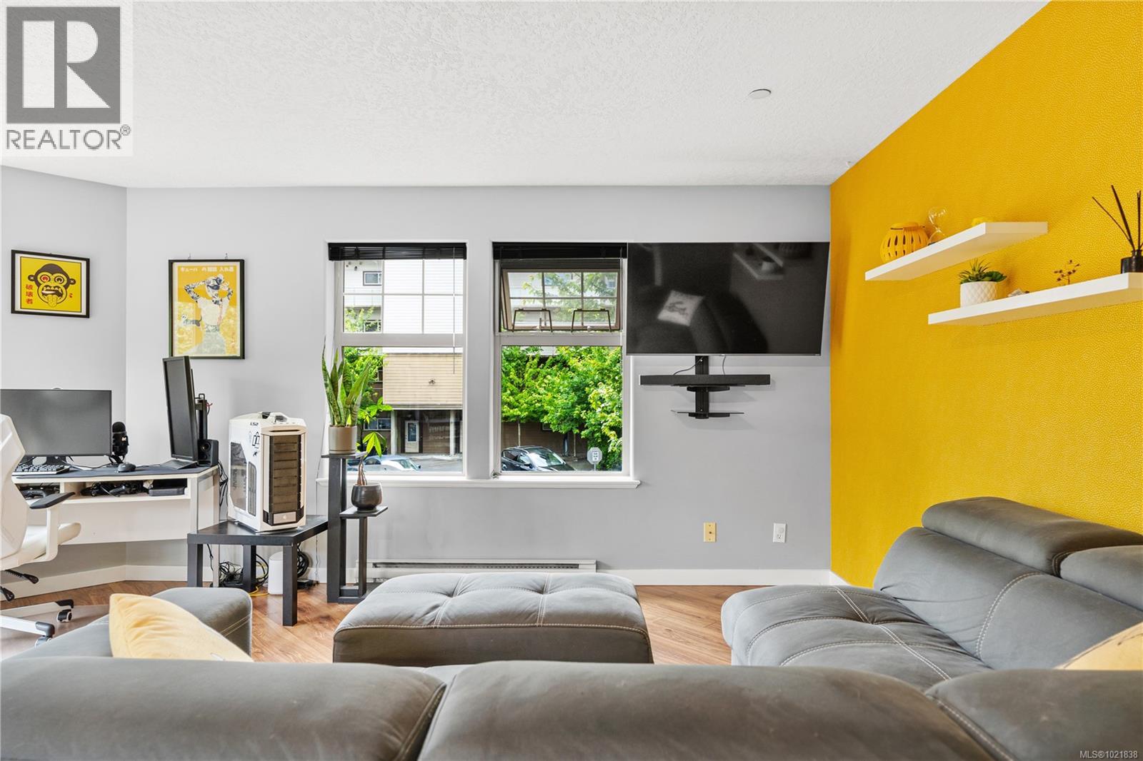 201 908 Brock Avenue, Langford