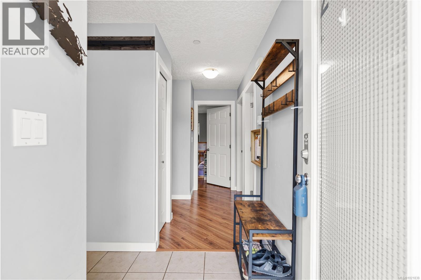 #201 908 Brock Ave - 5