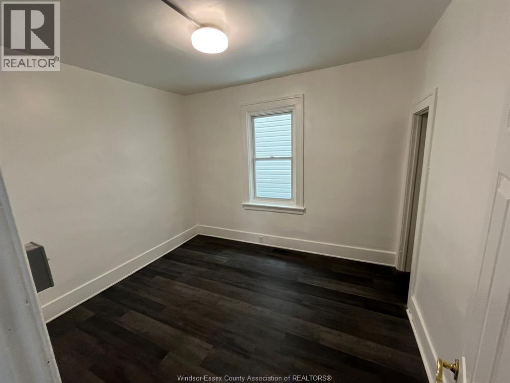 1063 Henry Ford Centre photo 2